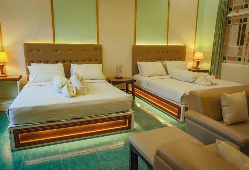 デラックスルーム, Family Hotel Gradia 2