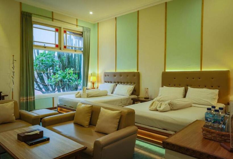 デラックスルーム, Family Hotel Gradia 2