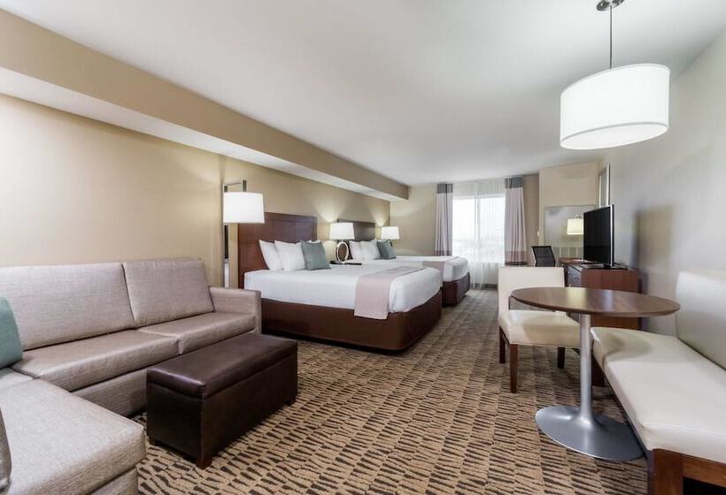 Люкс, Hawthorn Suites By Wyndham Wheeling At The Highlands