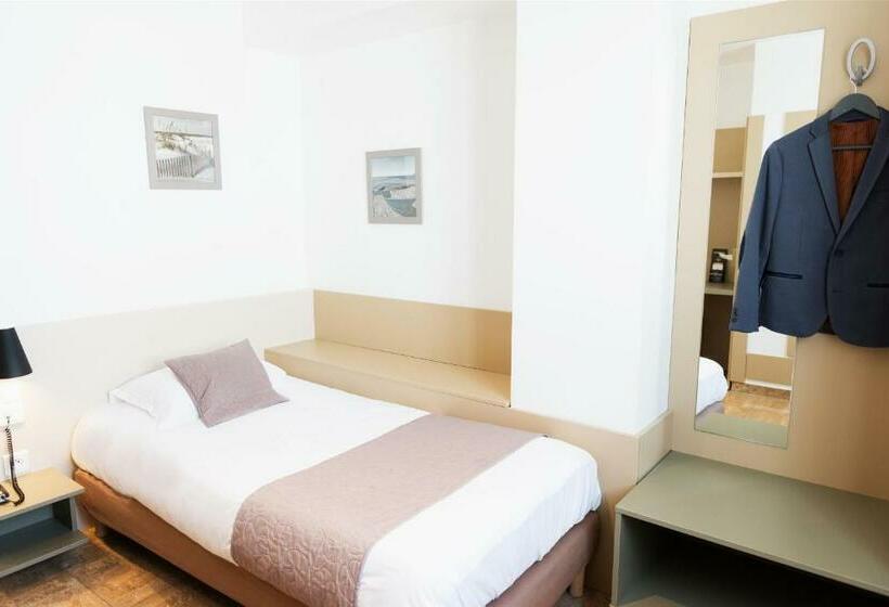 اتاق استاندارد یک نفره, Le Saint Germain