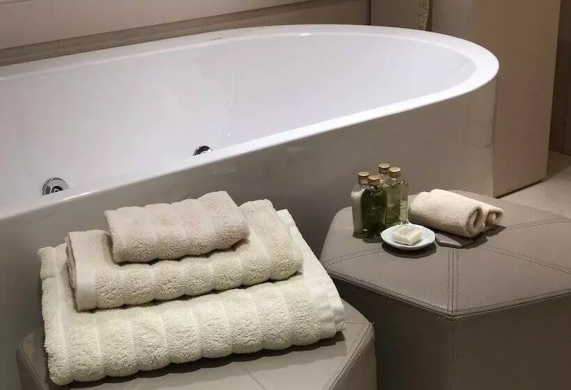 Junior Suite with Hydromassage