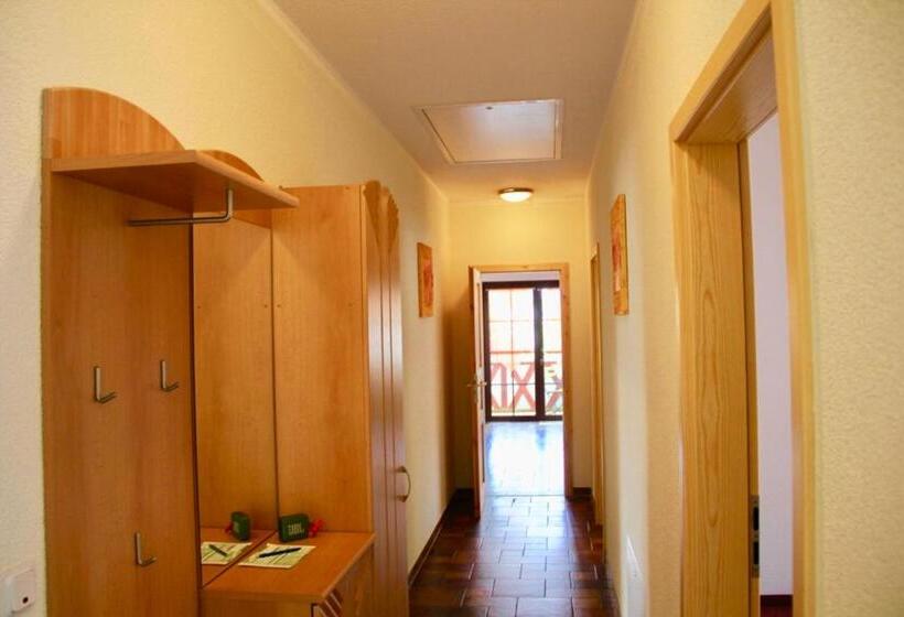 带1个卧室的带阳台的公寓, Krabatresidenz   Apartmenthaus