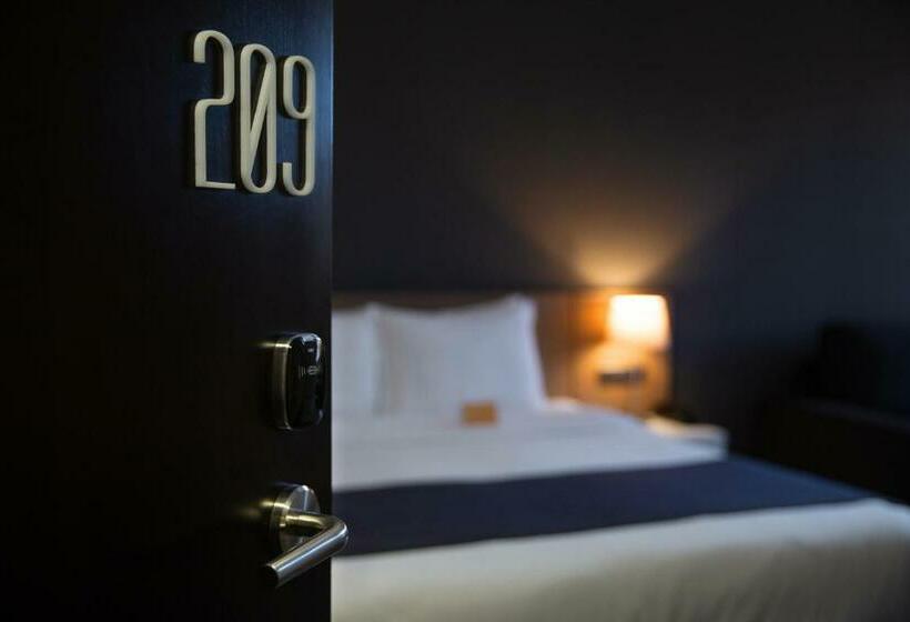 디럭스 룸, Nova Hotel Yerevan