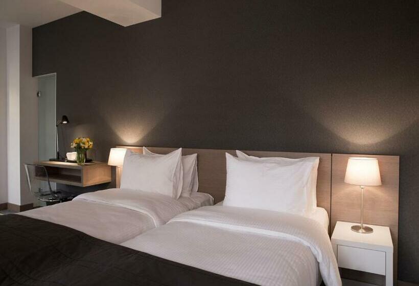 디럭스 룸, Nova Hotel Yerevan