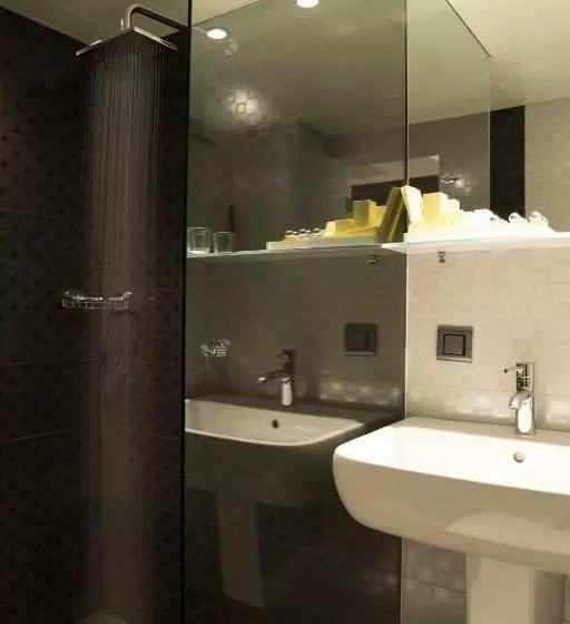 اتاق استاندارد, Nova Hotel Yerevan