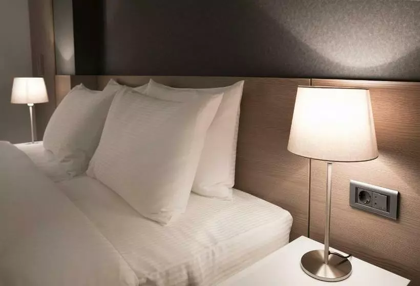 اتاق استاندارد, Nova Hotel Yerevan