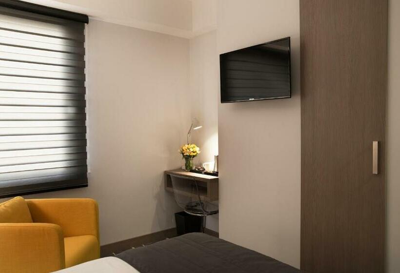 이코노미 룸, Nova Hotel Yerevan