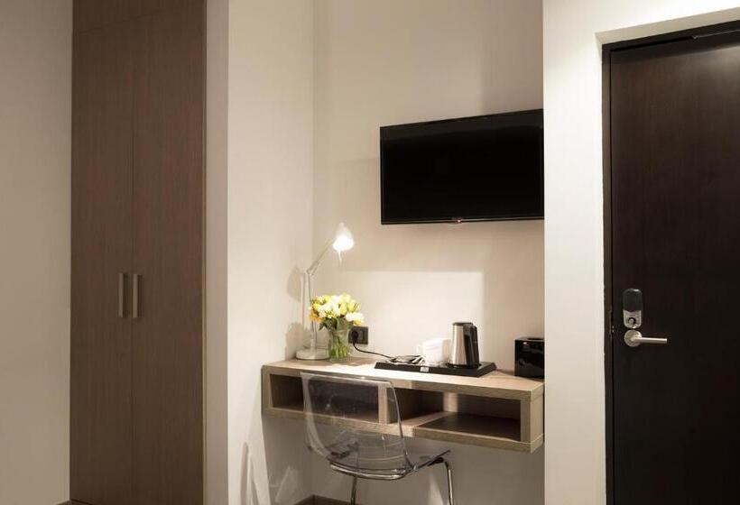 디럭스 룸, Nova Hotel Yerevan