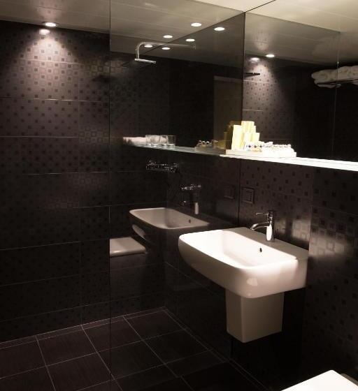 스탠다드 발코니 스튜디오, Nova Hotel Yerevan