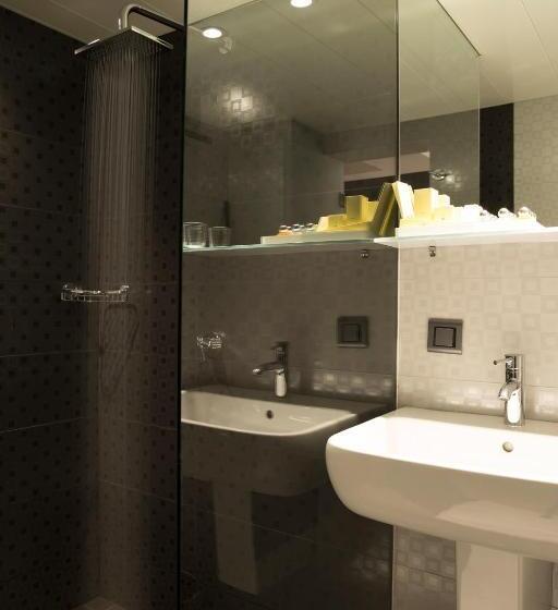 스탠다드 발코니 스튜디오, Nova Hotel Yerevan