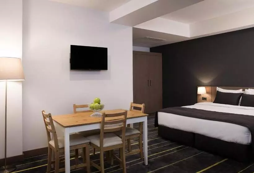 استودیو استاندارد با بالکن, Nova Hotel Yerevan