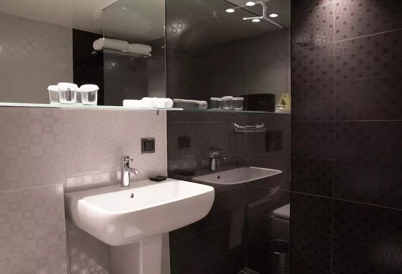 اتاق استاندارد, Nova Hotel Yerevan