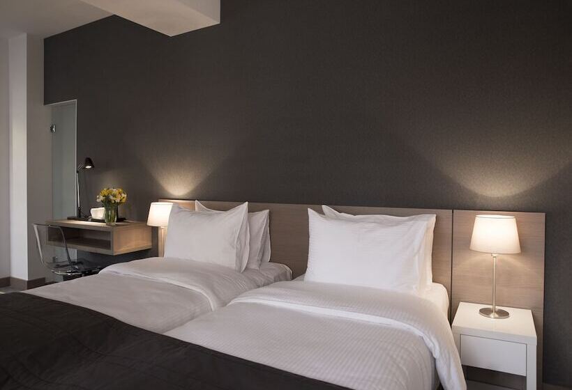 디럭스 룸, Nova Hotel Yerevan