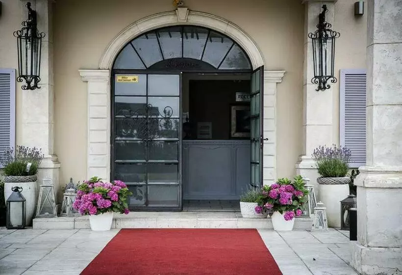 سوییت سوپریور, Riviera Resort Airport Modlin