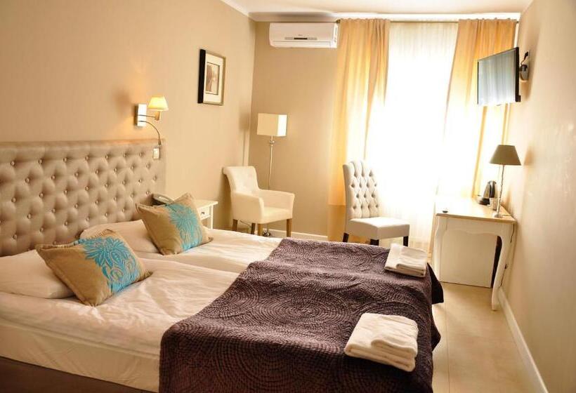 غرفة قياسية, Riviera Resort Airport Modlin