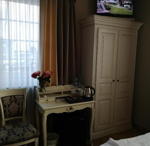 غرفة قياسية, Riviera Resort Airport Modlin