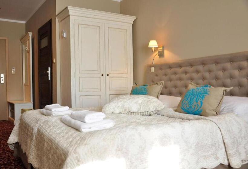 غرفة قياسية, Riviera Resort Airport Modlin