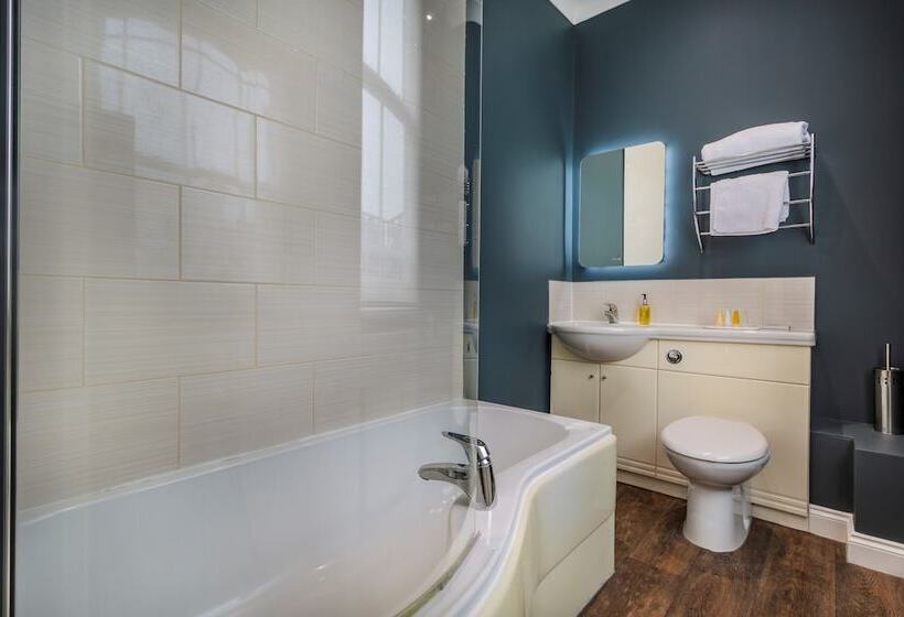 Индивидуальный Номер Классика, The Golden Lion Hotel, St Ives, Cambridgeshire