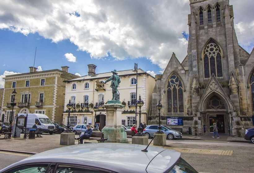 Люкс Повышенной Комфортности, The Golden Lion Hotel, St Ives, Cambridgeshire
