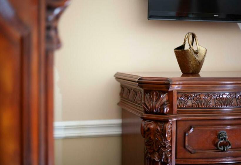 اتاق لوکس, Winter & Summer Resort