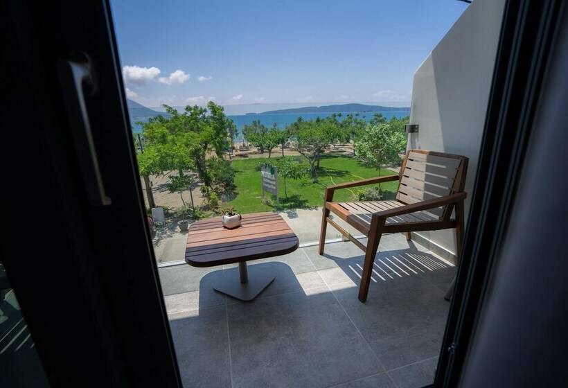 חדר משפתחתי סופריור, Zoe Seaside Resort