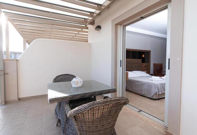 סוויטת ג'וניור, Zoe Seaside Resort