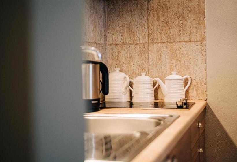 סוויטת ג'וניור, Zoe Seaside Resort