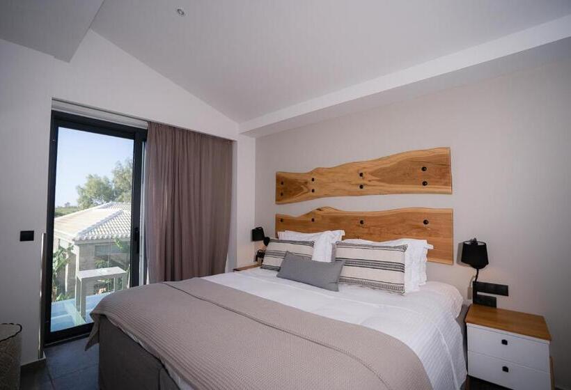 חדר סטנדרט עם מיטת קינג, Zoe Seaside Resort