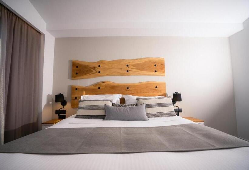 חדר סטנדרט עם מיטת קינג, Zoe Seaside Resort