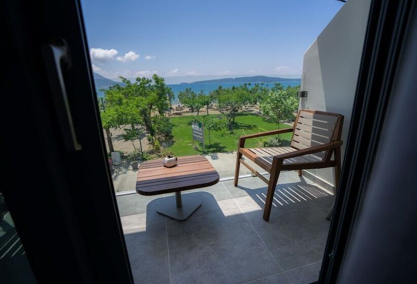 Семейный Номер Superior, Zoe Seaside Resort