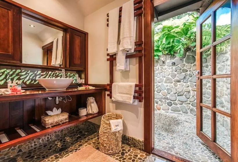 Standard-bungalow Merinäkymä, Matangi Private Island Resort