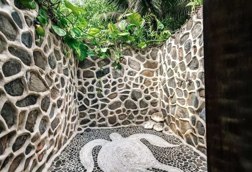 Standard-bungalow, Matangi Private Island Resort