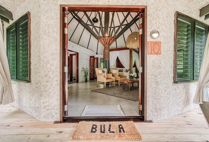 بانگلوی استاندارد, Matangi Private Island Resort