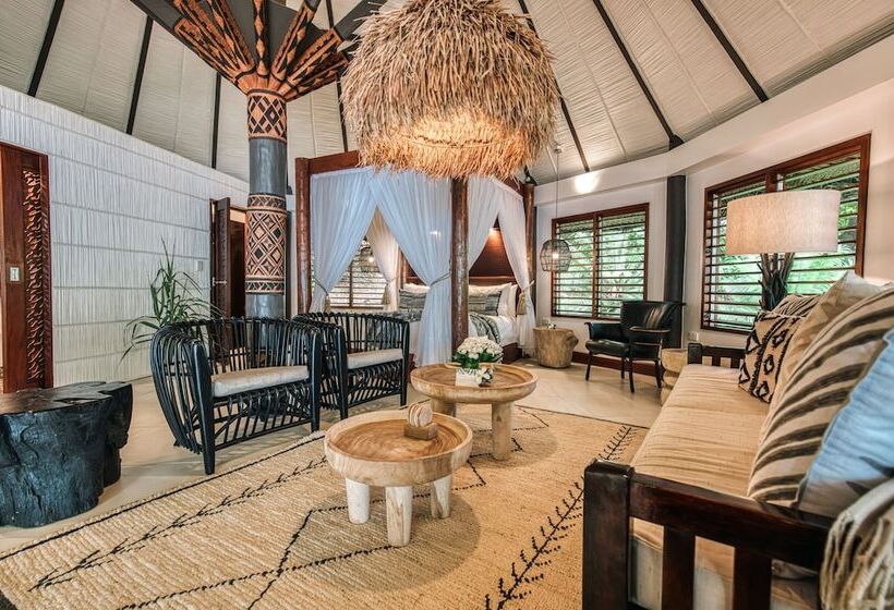 بانگلوی استاندارد, Matangi Private Island Resort