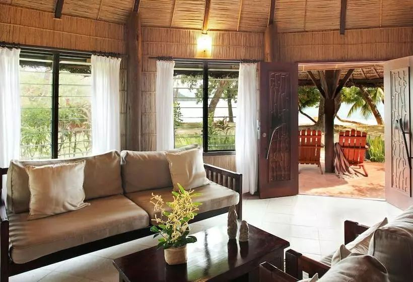 Standard-bungalow, Matangi Private Island Resort
