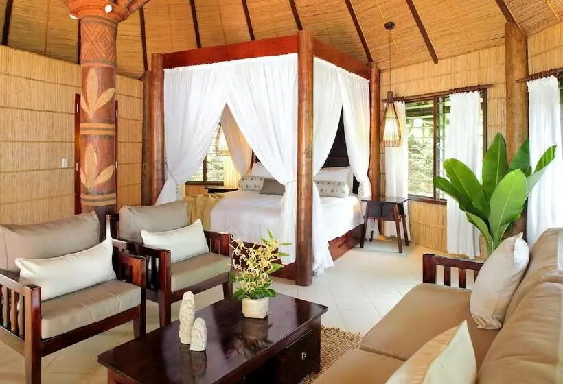 Standard-bungalow, Matangi Private Island Resort