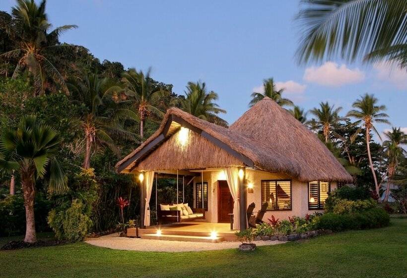 بانگلوی استاندارد با چشم‌انداز دریا, Matangi Private Island Resort
