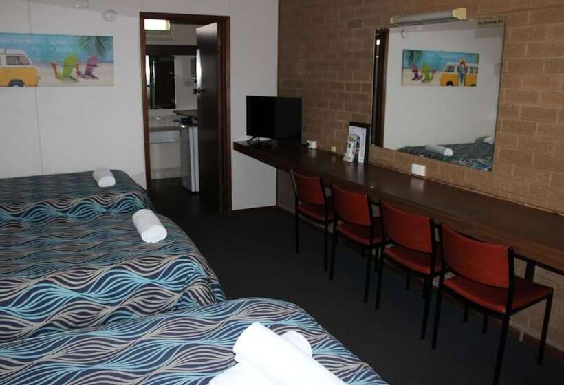 패밀리 룸, Portland Retro Motel