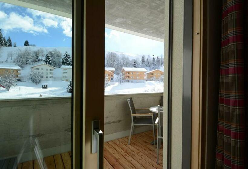 Апартаменты 2 Спальни, Pradas Resort Brigels