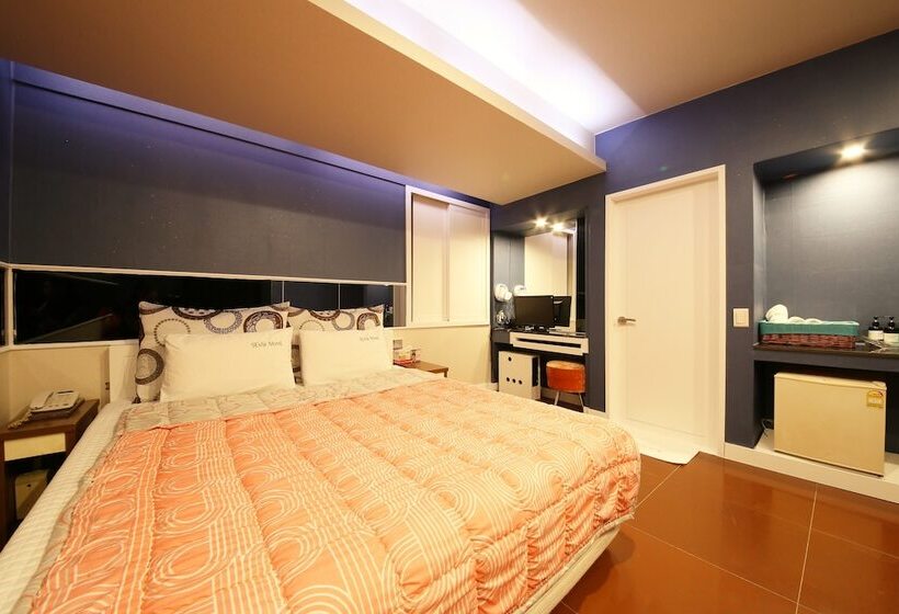 اتاق سوپریور, Sense Motel