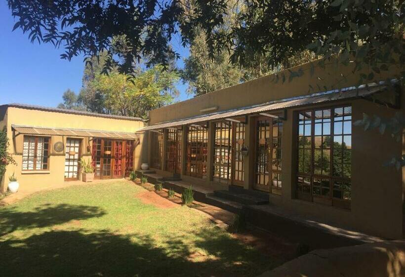 デラックスルーム, The Cradle Berry Farm