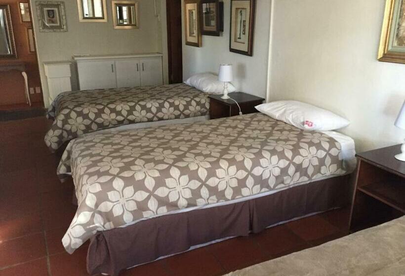 デラックスファミリールーム, The Cradle Berry Farm