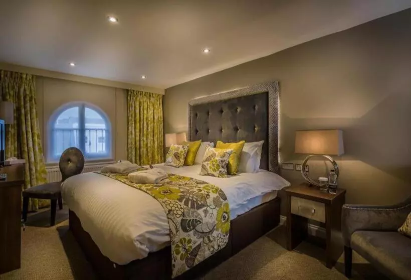 デラックスルーム, The Golden Lion Hotel, St Ives, Cambridgeshire