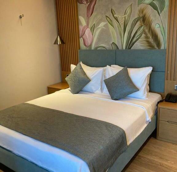 غرفة قياسية سرير كينج, Palm Hills Hotel Bodrum