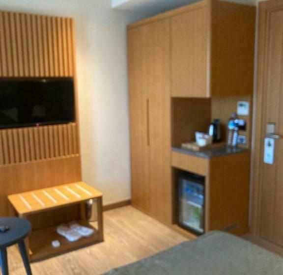 غرفة قياسية سرير كينج, Palm Hills Hotel Bodrum