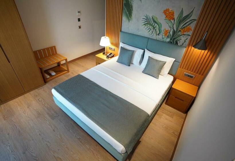 غرفة قياسية سرير كينج, Palm Hills Hotel Bodrum