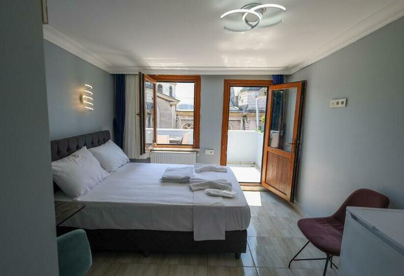 Perhehuone, Merdin Suites & Hotel   Downtown