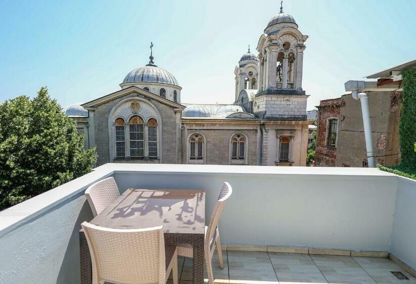 Quarto Familiar, Merdin Suites & Hotel   Downtown