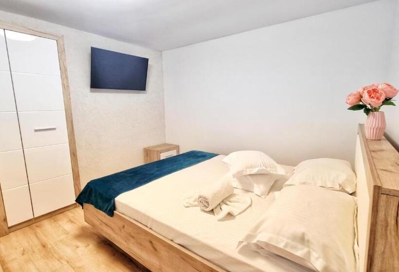 デラックスルーム, Casa Otilia   Tuzla