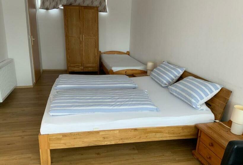 חדר סטנדרט לשלושה, Pension Deichblick 2